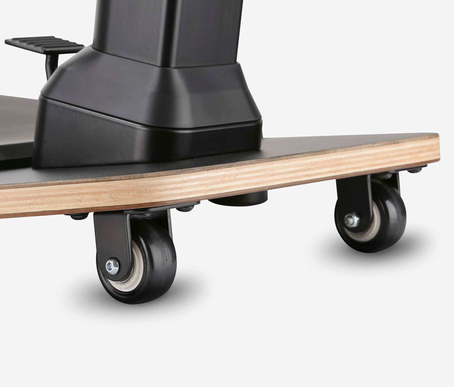 Sgabello ergonomico per lavorare seduti e in piedi