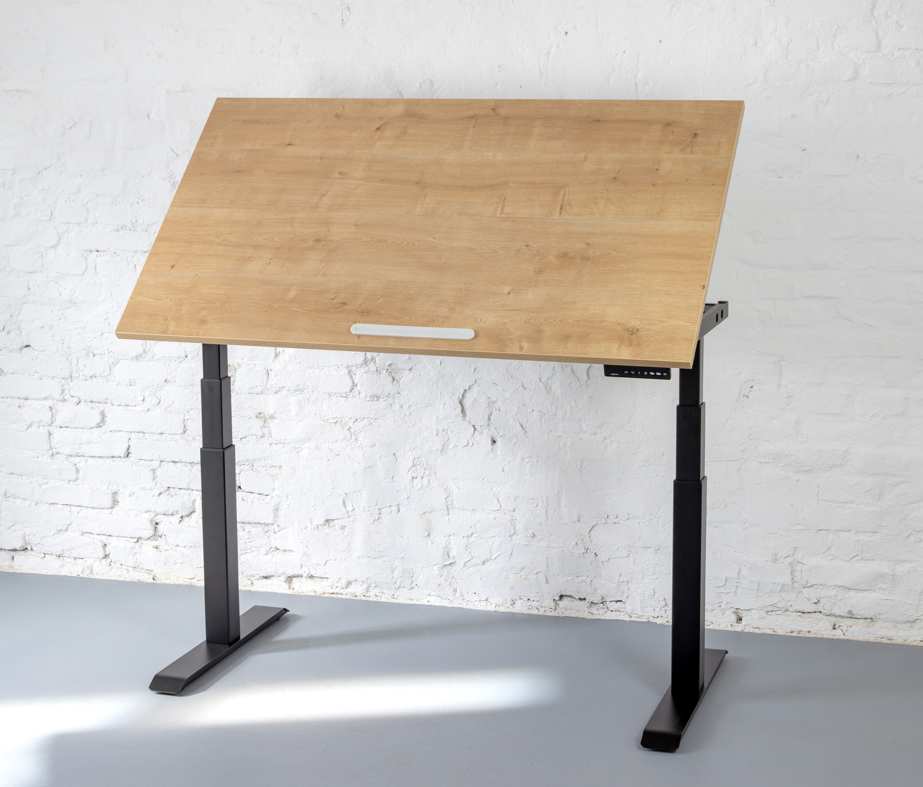 PRIMUS Studio Schwarz Birke 1400 x 800